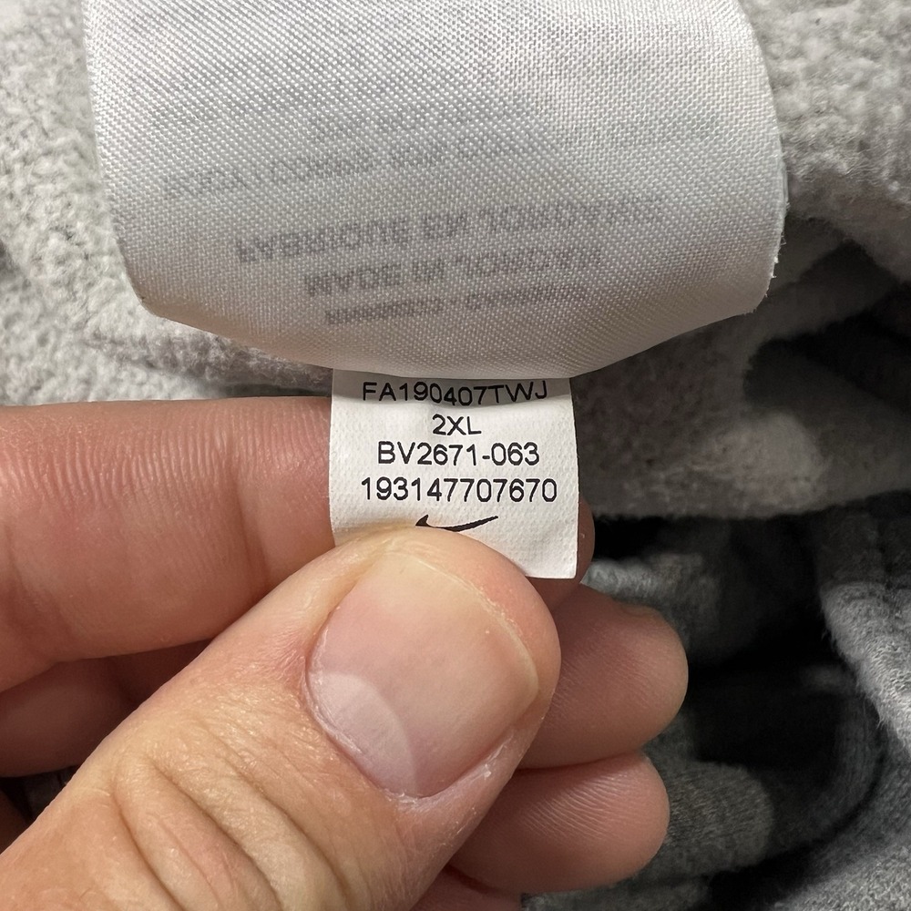 Nike Sweatpants Mens 2XL Gray Club Fleece Joggers Pockets Gym Workout Training - Picture 11 of 12